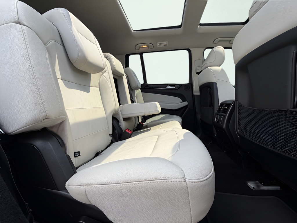 Used 2018 Mercedes-Benz GLS 450 4MATIC image 30