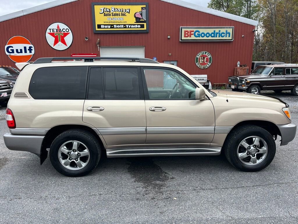 Used 2006 Toyota Land Cruiser image 2