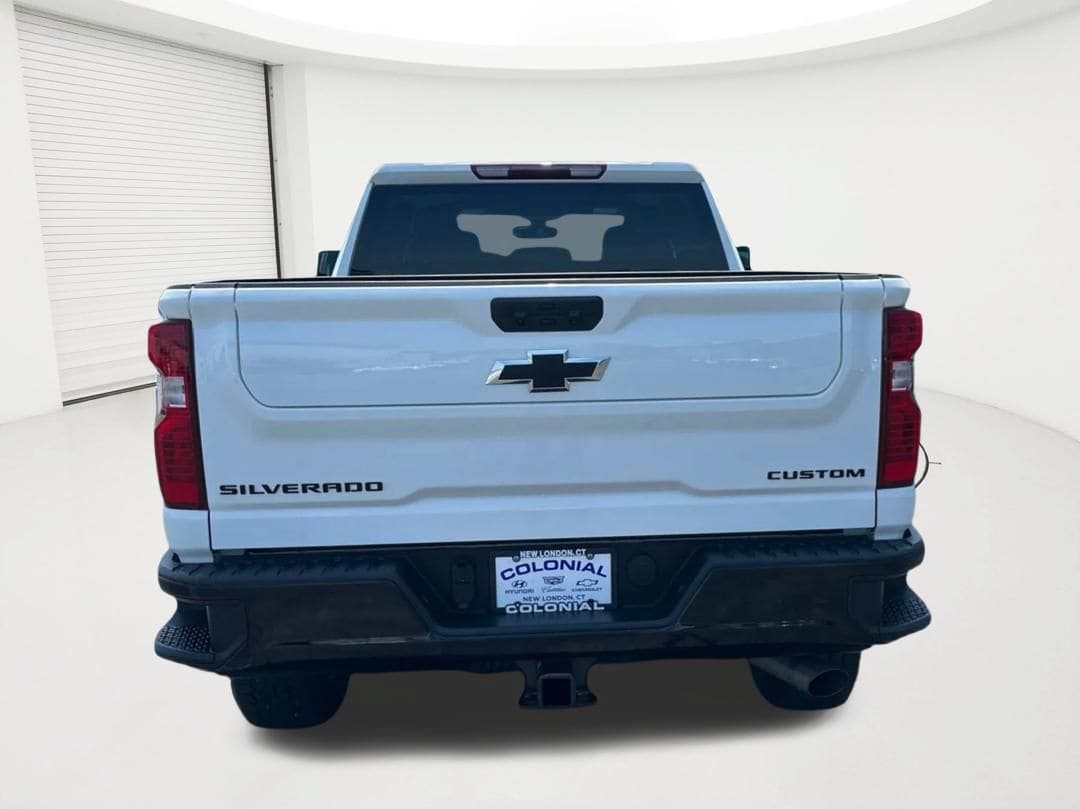 Used 2023 Chevrolet Silverado 2500 Custom w/ Custom Value Package AWD/4WD image 6