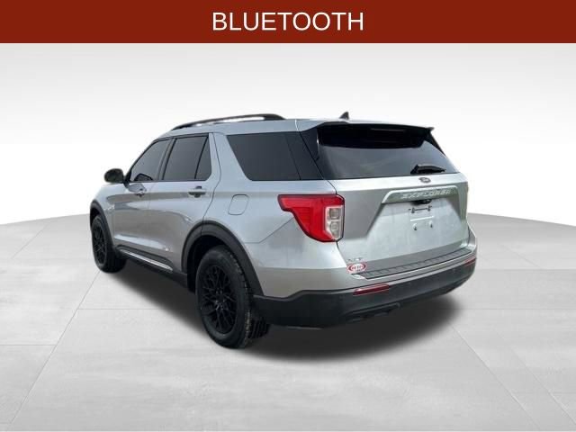 Used 2022 Ford Explorer XLT image 5