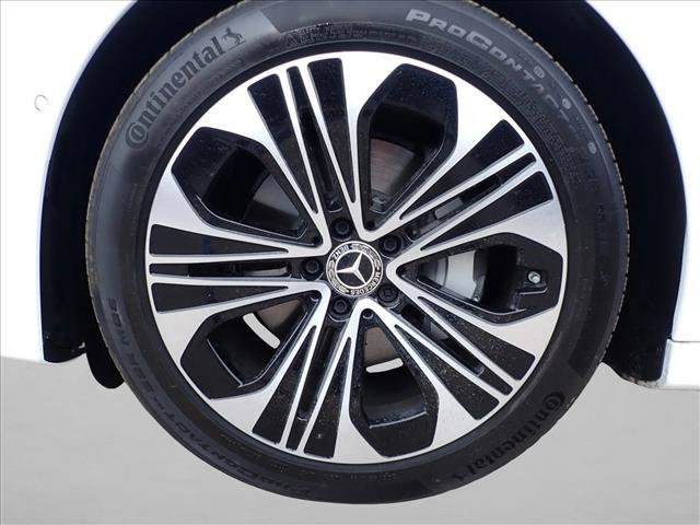 Used 2025 Mercedes-Benz E 350 4MATIC Sedan image 7