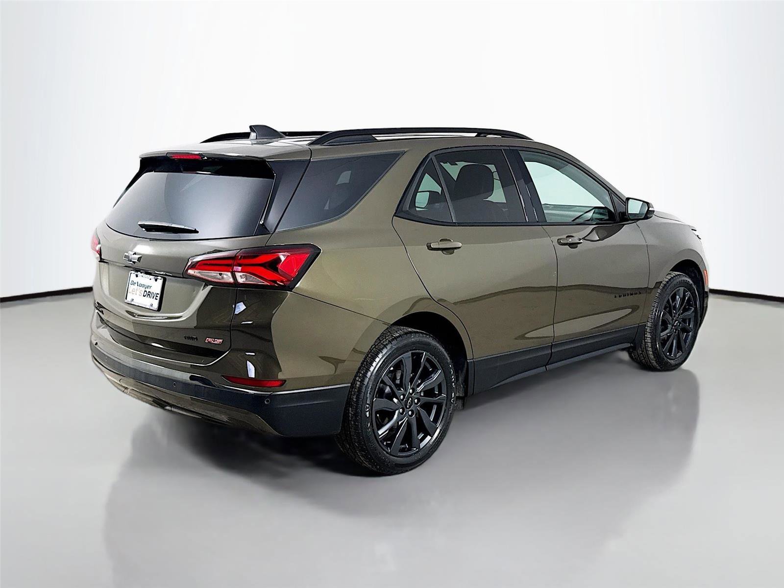 Used 2023 Chevrolet Equinox RS image 8