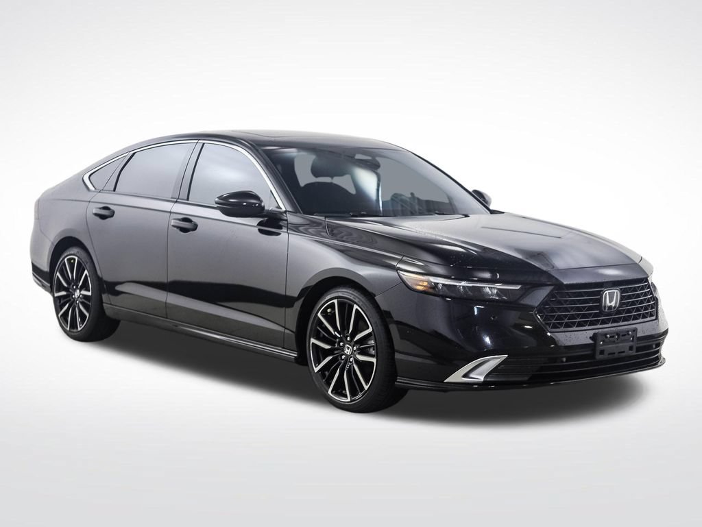 Used 2024 Honda Accord Touring image 7