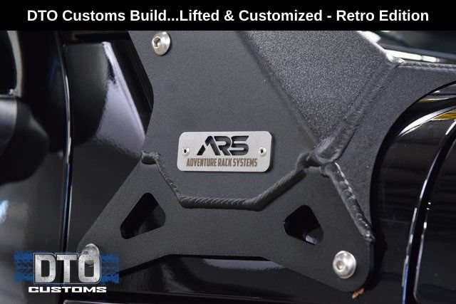 Used 2025 Jeep Wrangler Unlimited Rubicon w/ Convenience Group AWD/4WD image 17