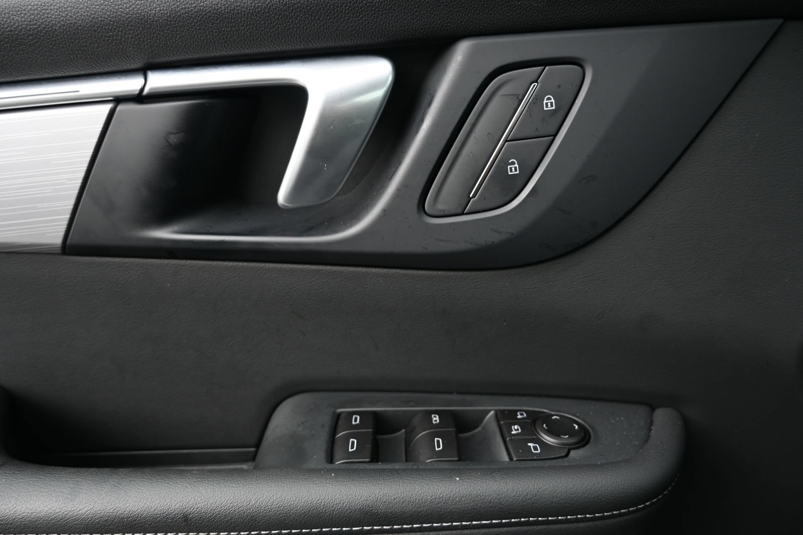 Used 2026 Buick Enclave Preferred FWD image 14