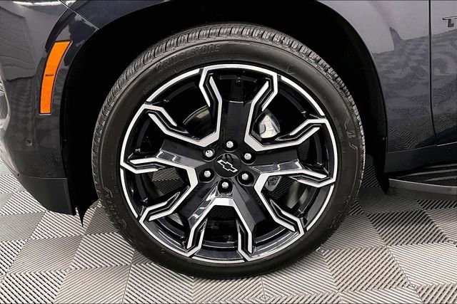 Used 2025 Chevrolet Tahoe RST w/ RST Capability Package image 10
