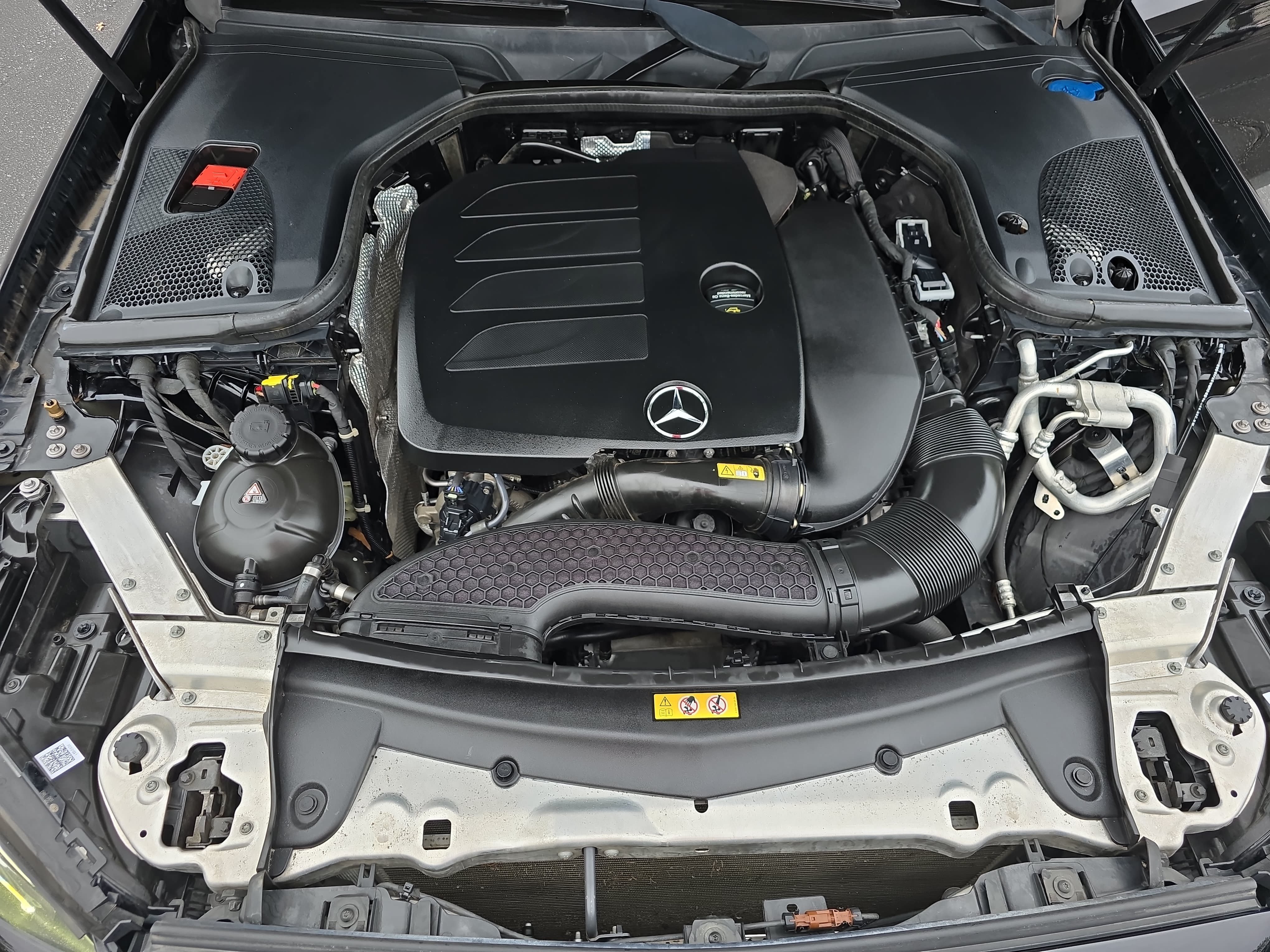 Used 2020 Mercedes-Benz E 350 Sedan image 30