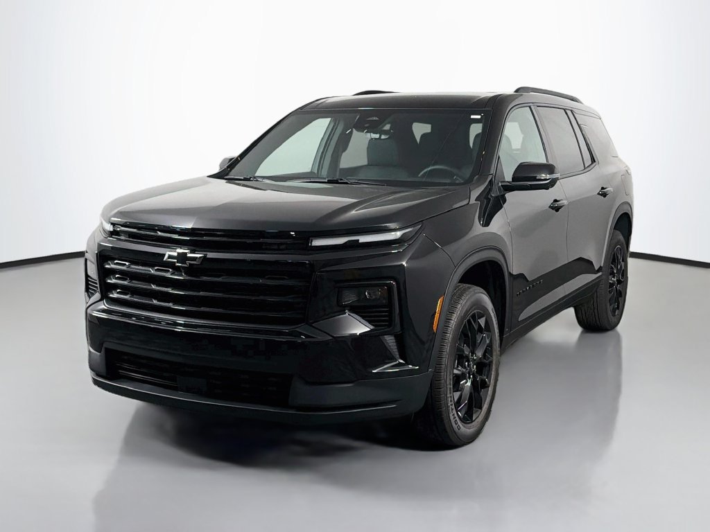New 2026 Chevrolet Traverse LT w/ Midnight/Sport Edition AWD/4WD image 3
