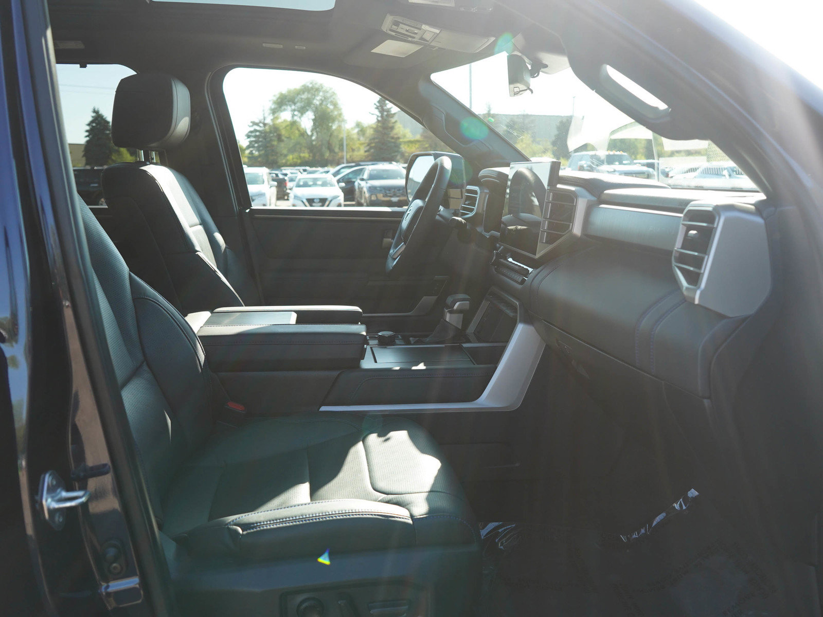 Used 2026 Toyota Sequoia Platinum AWD/4WD image 11