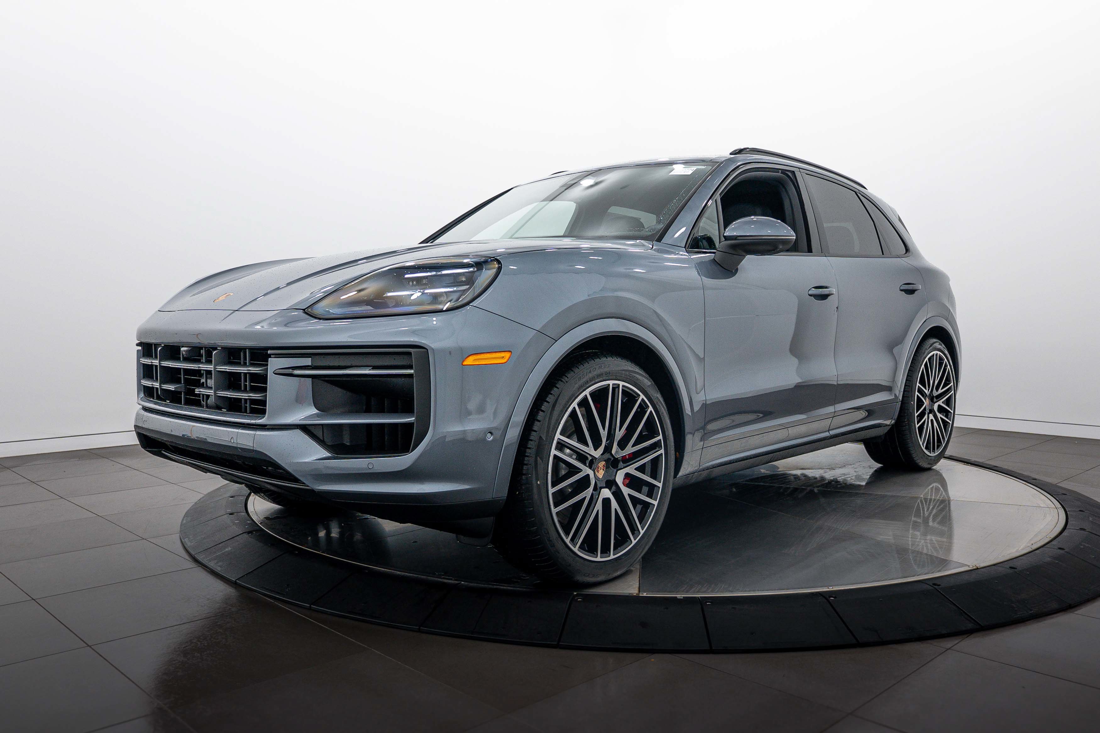 New 2026 Porsche Cayenne S AWD/4WD image 1