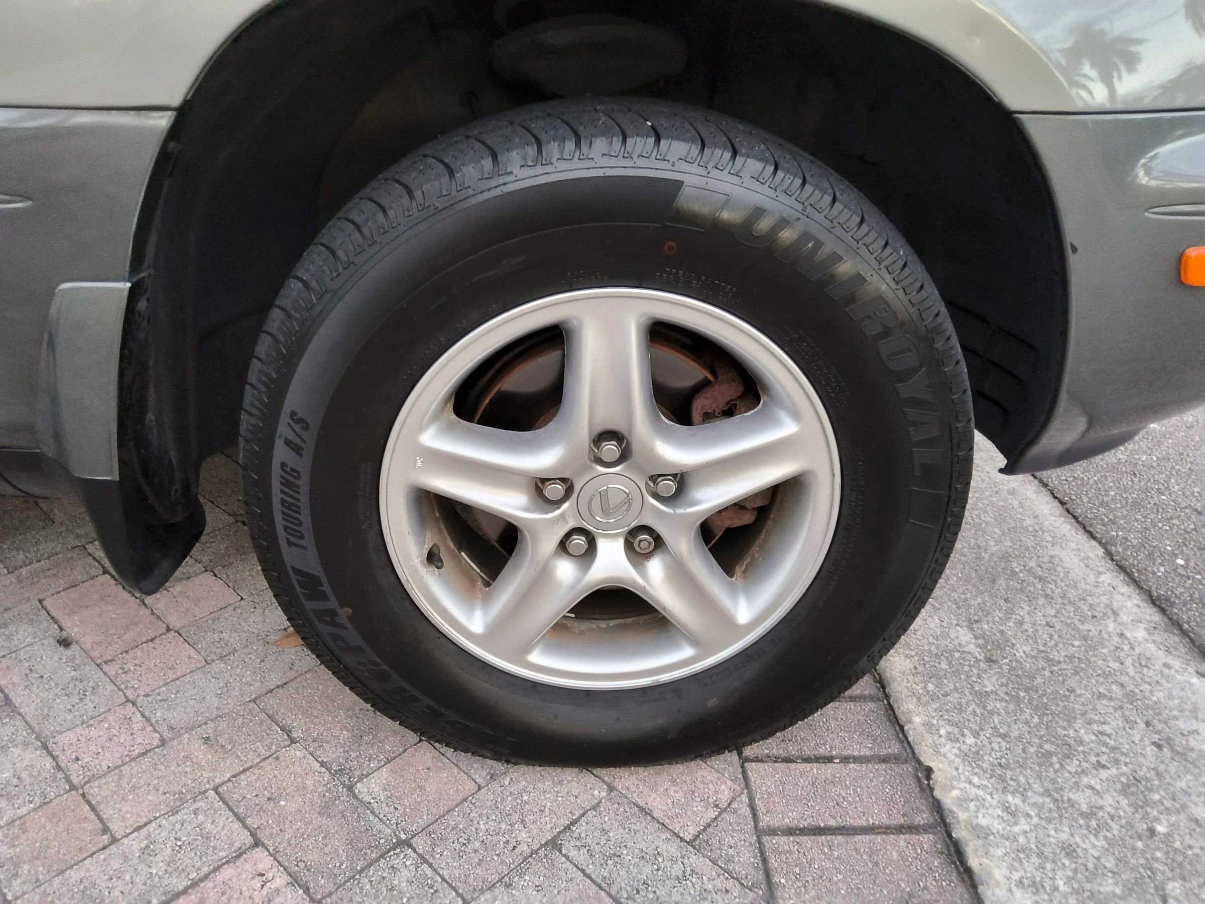 Used 2000 Lexus RX 300 4WD w/ Premium Pkg image 41