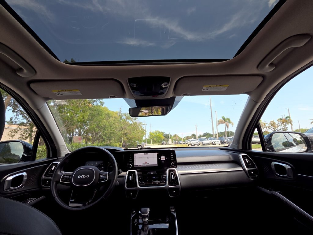 Used 2023 Kia Sorento SX FWD image 27