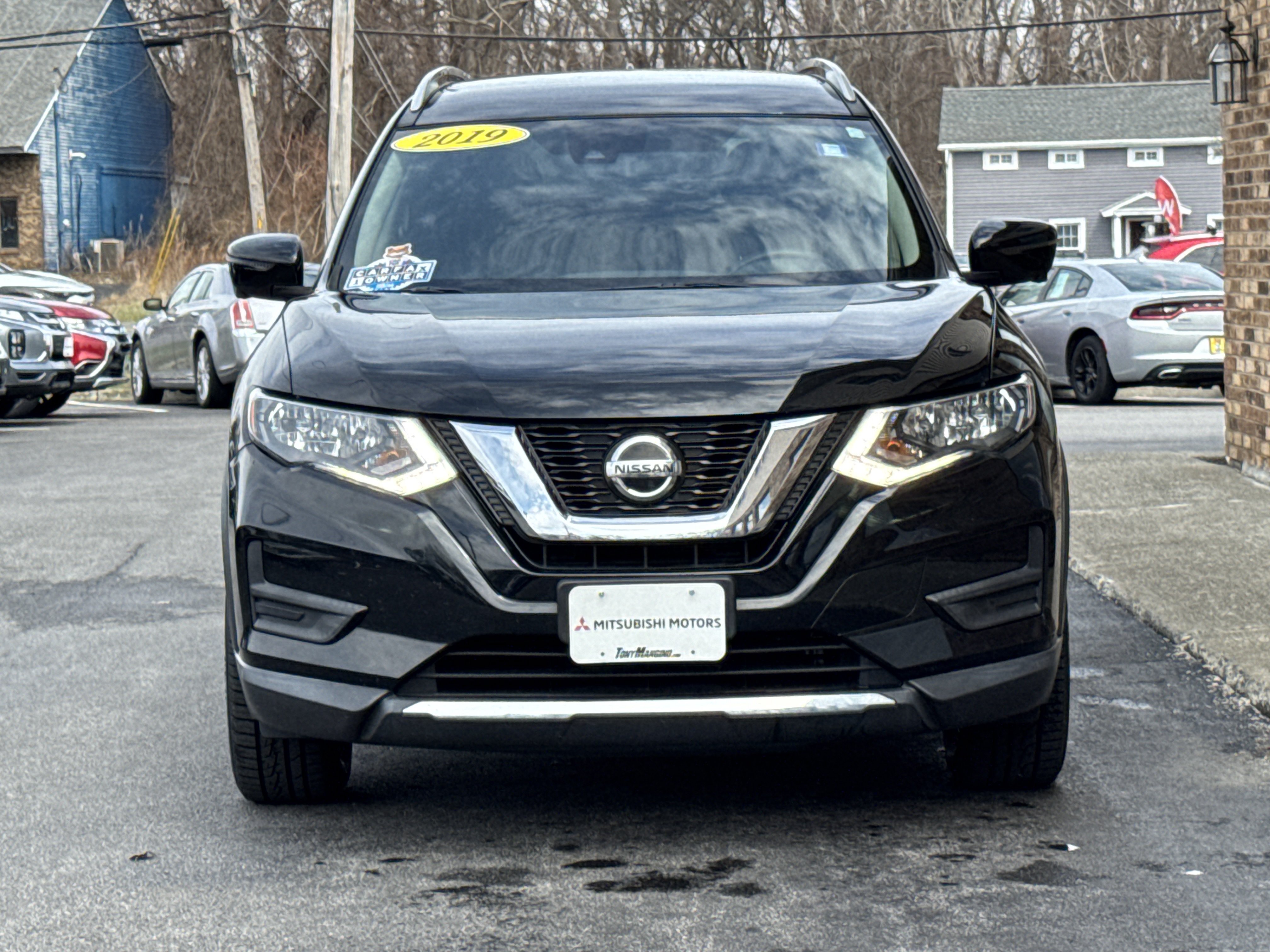 Used 2019 Nissan Rogue SV w/ Premium Package AWD/4WD image 9