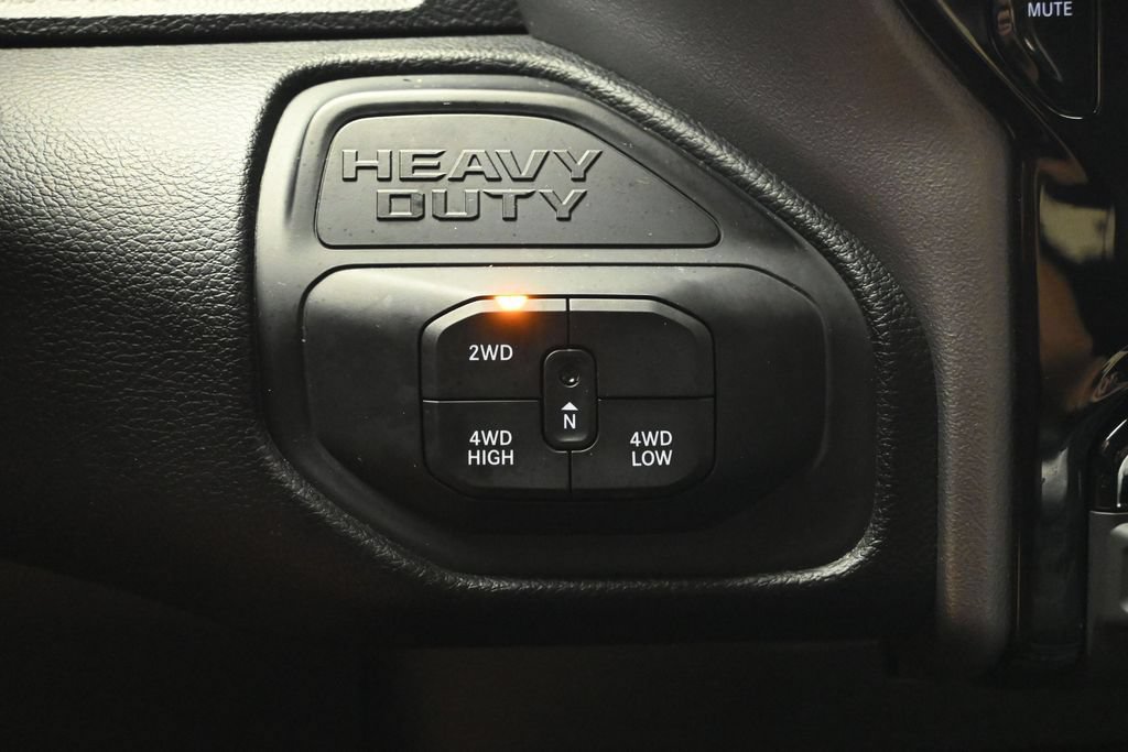 Used 2026 RAM 2500 Big Horn AWD/4WD image 28