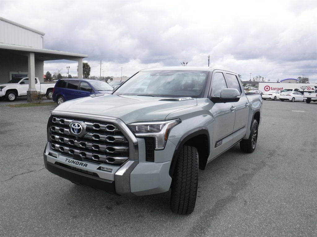 Used 2024 Toyota Tundra Platinum image 31