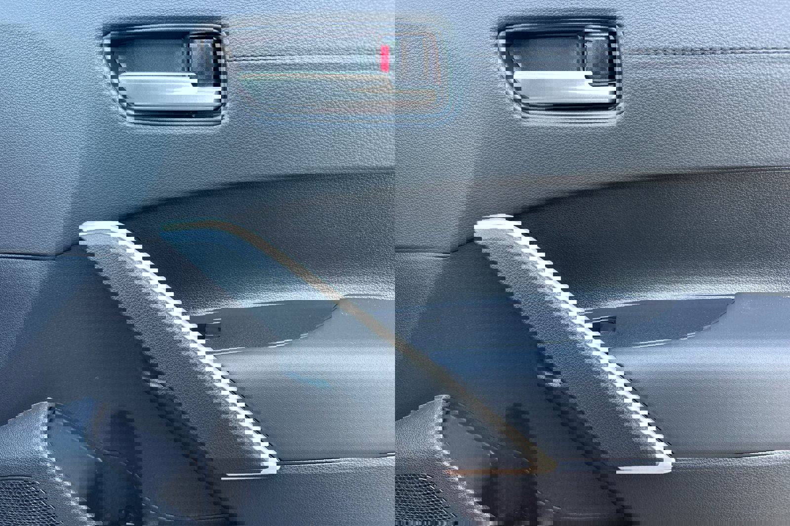 New 2026 Toyota Corolla Cross XLE image 21