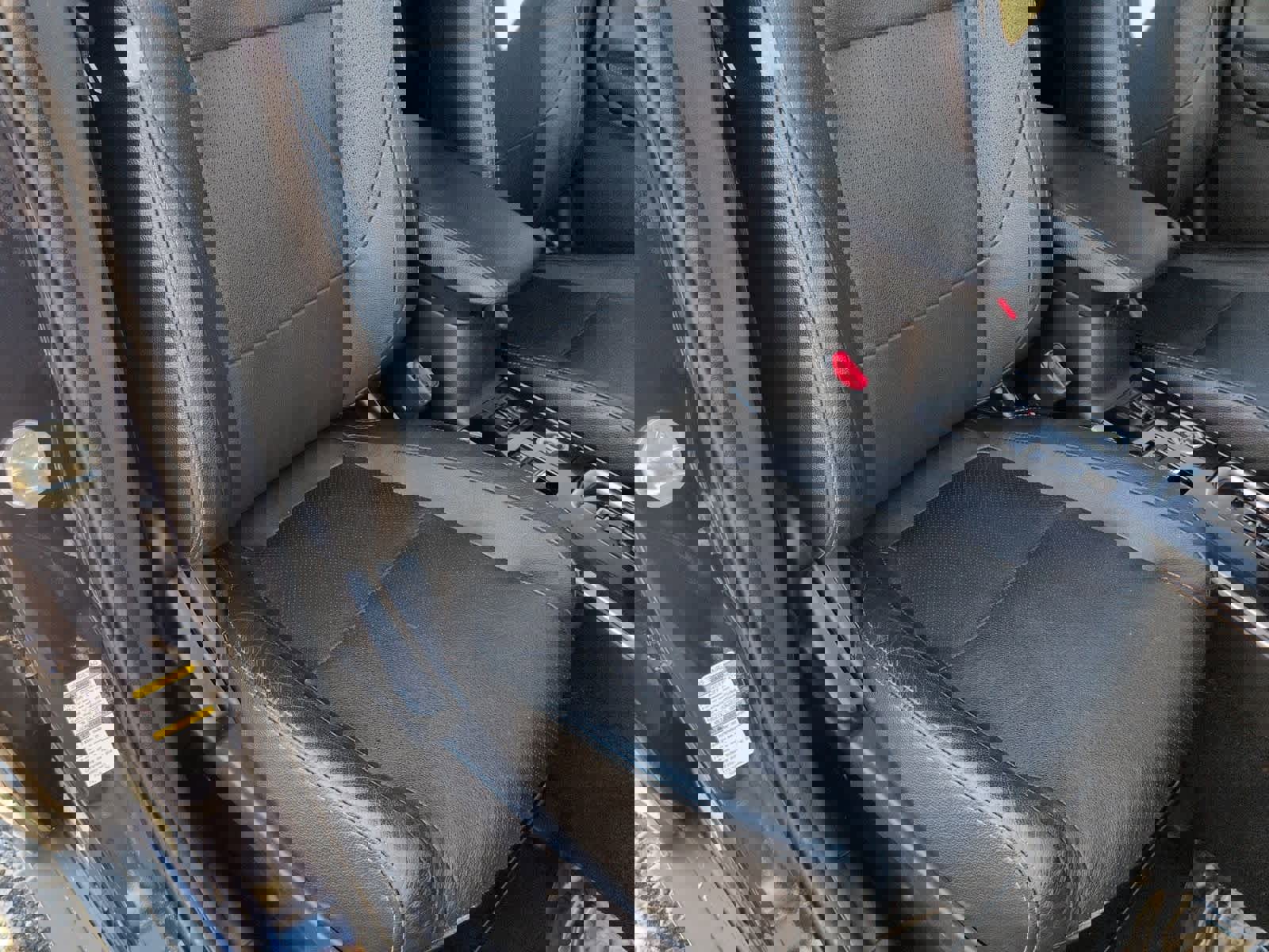 Used 2017 Mitsubishi Outlander SE image 24