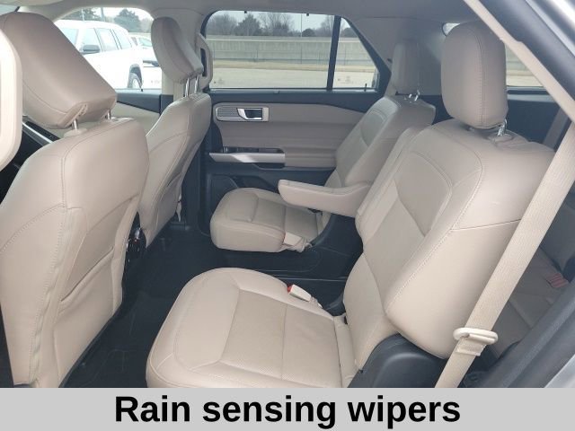 Used 2023 Ford Explorer Limited w/ Equipment Group 301A image 17