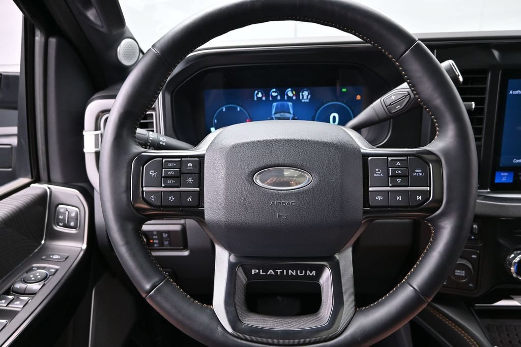 Used 2024 Ford F250 Platinum AWD/4WD image 22