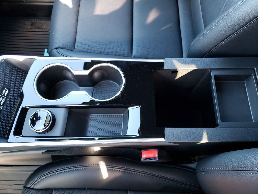 New 2026 Chevrolet Equinox LT w/ Convenience Package II image 23