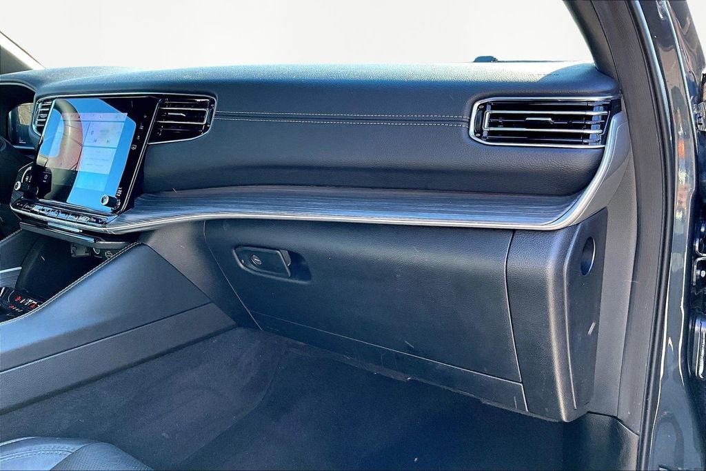 Used 2024 Jeep Wagoneer L Series II w/ Flexible Seating Group image 19