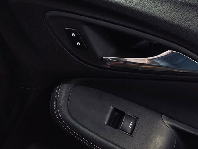 Used 2023 Buick Encore GX Essence w/ Experience Buick Package image 15