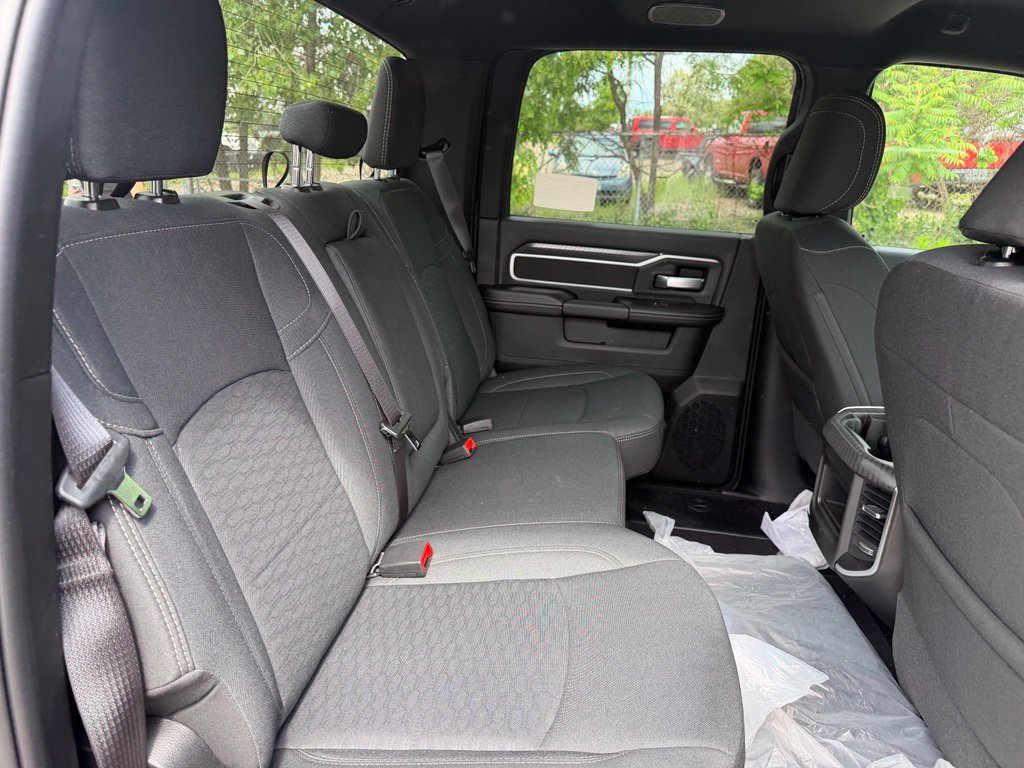 New 2026 RAM 2500 Big Horn AWD/4WD image 22