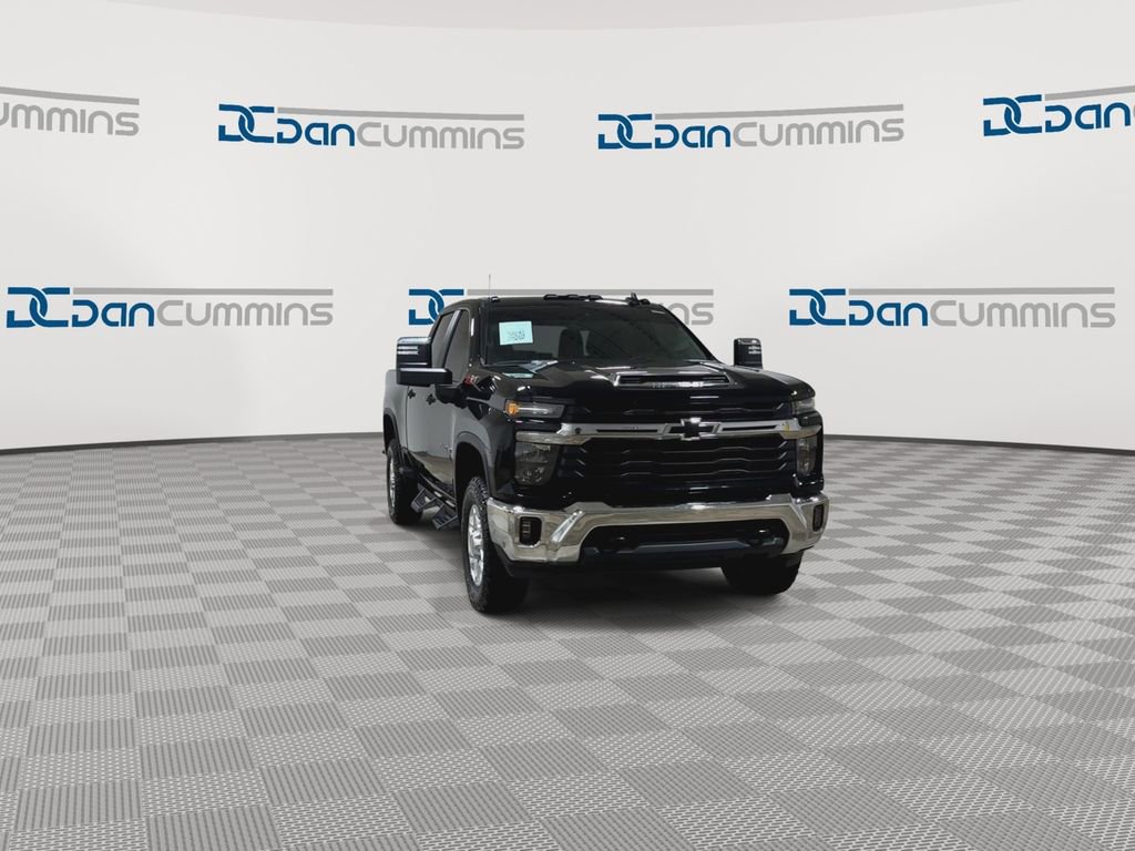 Used 2024 Chevrolet Silverado 2500 LT w/ All Star Edition image 3