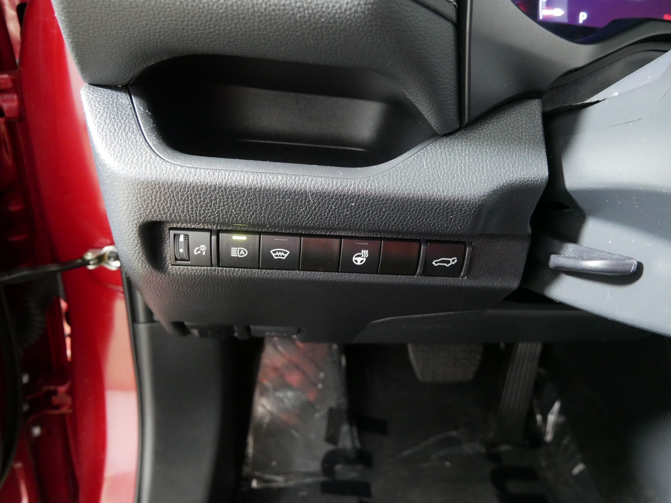 Used 2024 Toyota RAV4 XLE Premium w/ Weather Package AWD/4WD image 26