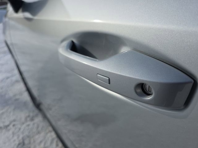 Certified 2025 Nissan Murano SV image 29