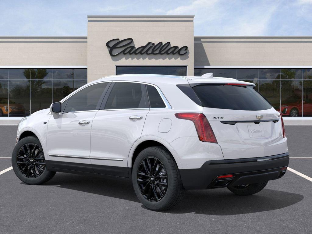 New 2026 Cadillac XT5 Premium Luxury image 3
