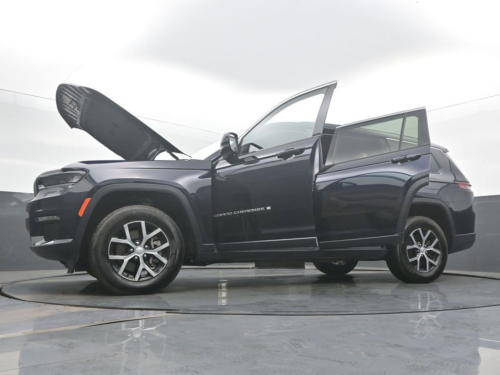 Used 2024 Jeep Grand Cherokee L Limited w/ Trailer Tow Package image 61