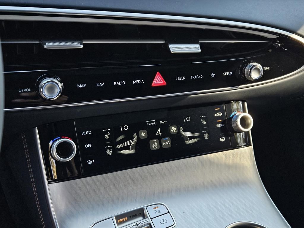 New 2026 Genesis GV70 2.5T Sport Prestige image 24