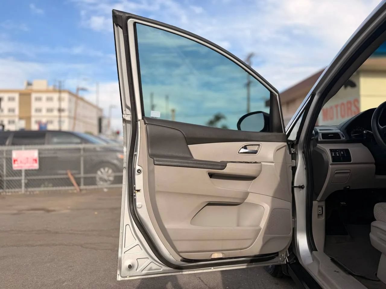 Used 2015 Honda Odyssey EX image 22