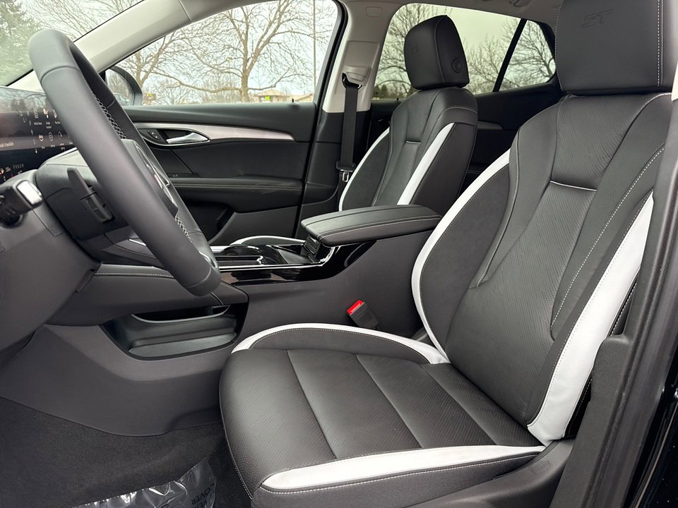 New 2025 Buick Envision Sport Touring image 16