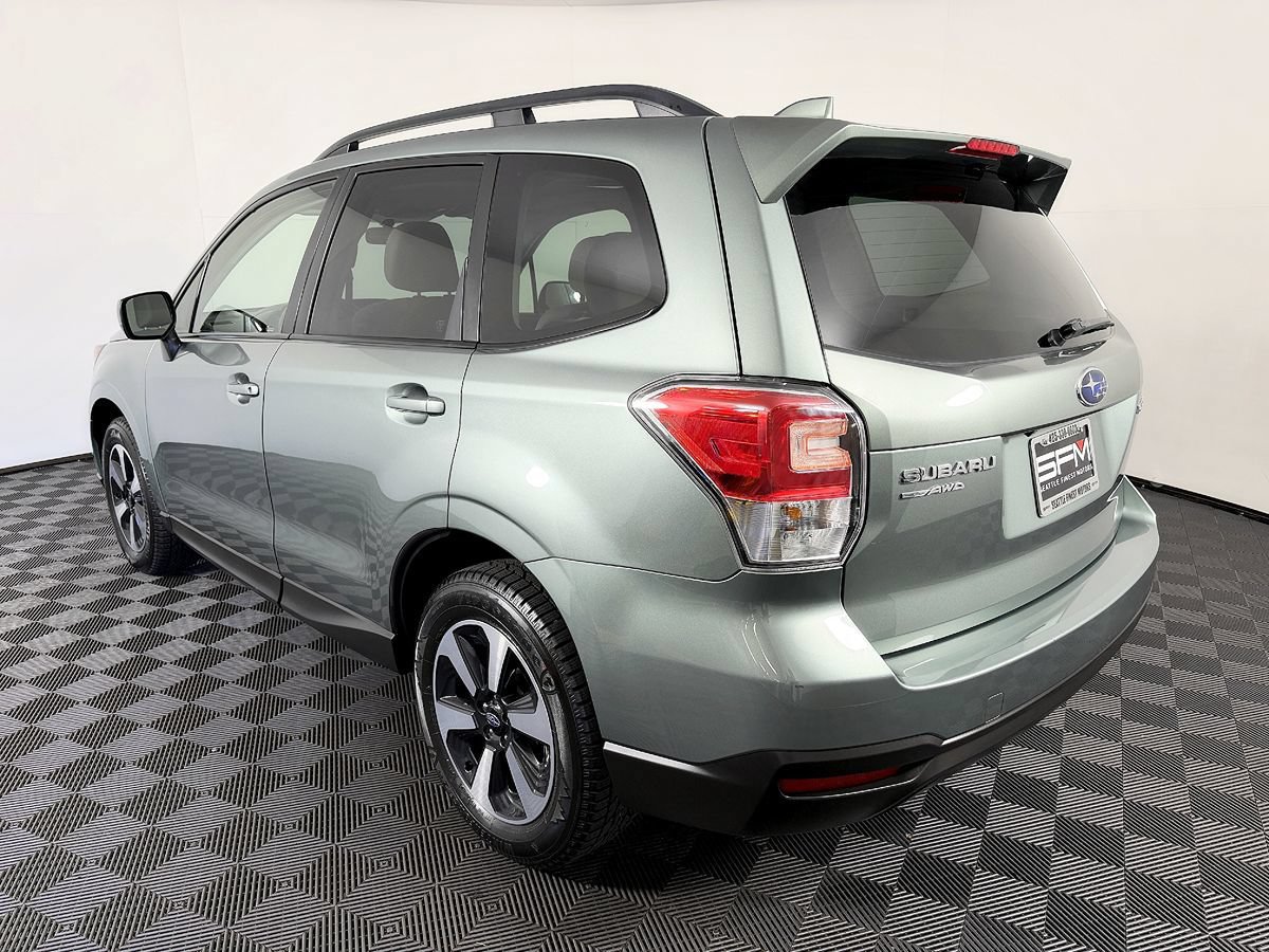 Used 2018 Subaru Forester 2.5i Premium AWD/4WD image 16