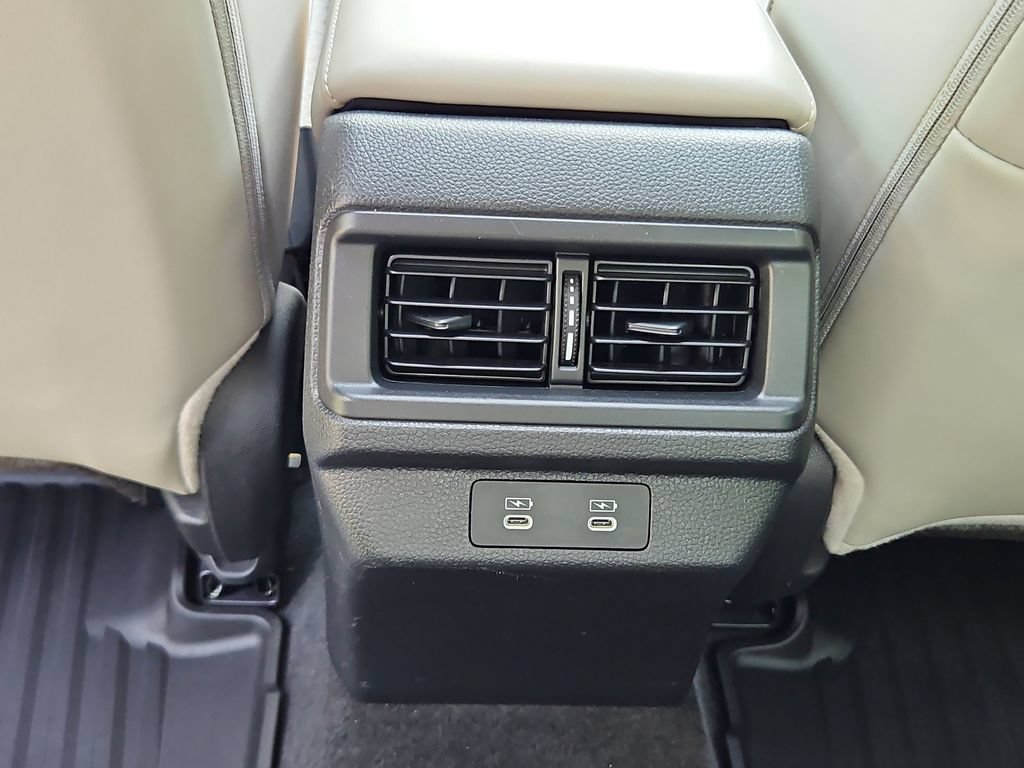 Used 2023 Honda Accord Touring image 30