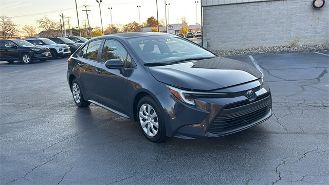 Used 2024 Toyota Corolla LE image 27