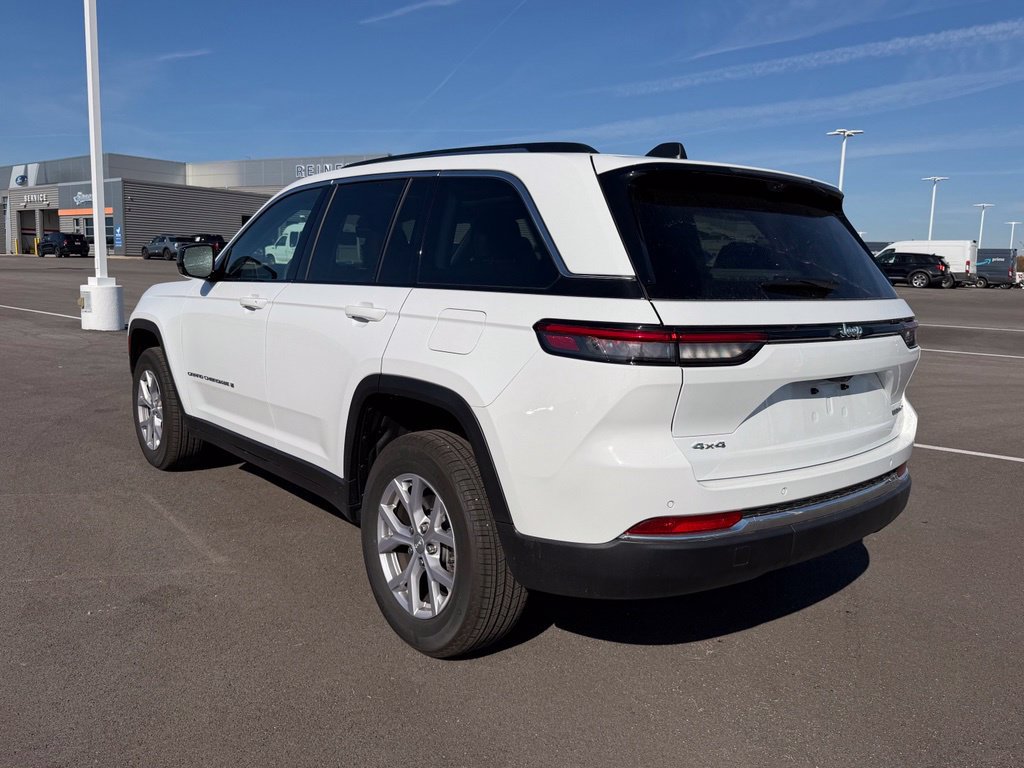 Used 2022 Jeep Grand Cherokee Limited w/ Luxury Tech Group II AWD/4WD image 8