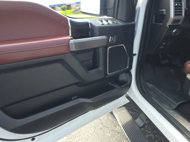 Used 2019 Ford F150 Platinum w/ Technology Package AWD/4WD image 13
