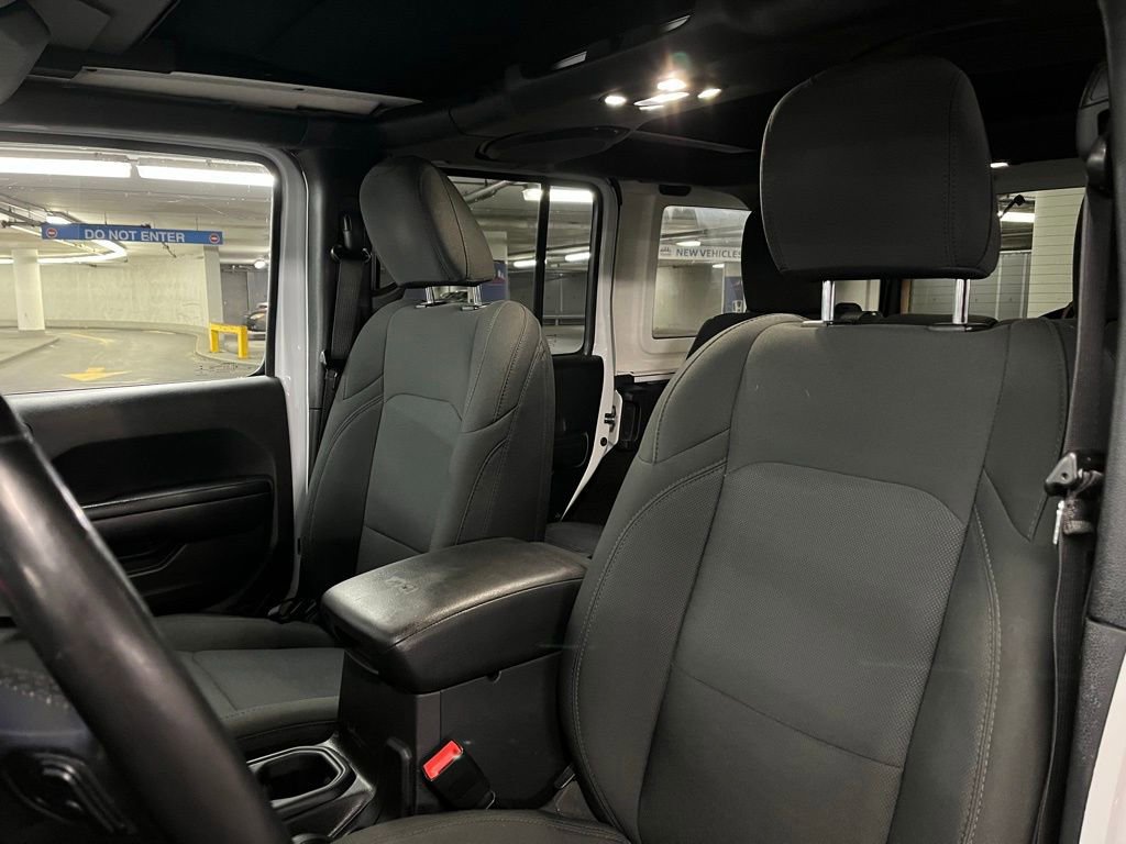 Used 2021 Jeep Wrangler Unlimited Sport image 16