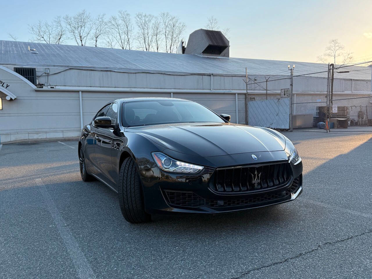 Used 2018 Maserati Ghibli RWD image 1