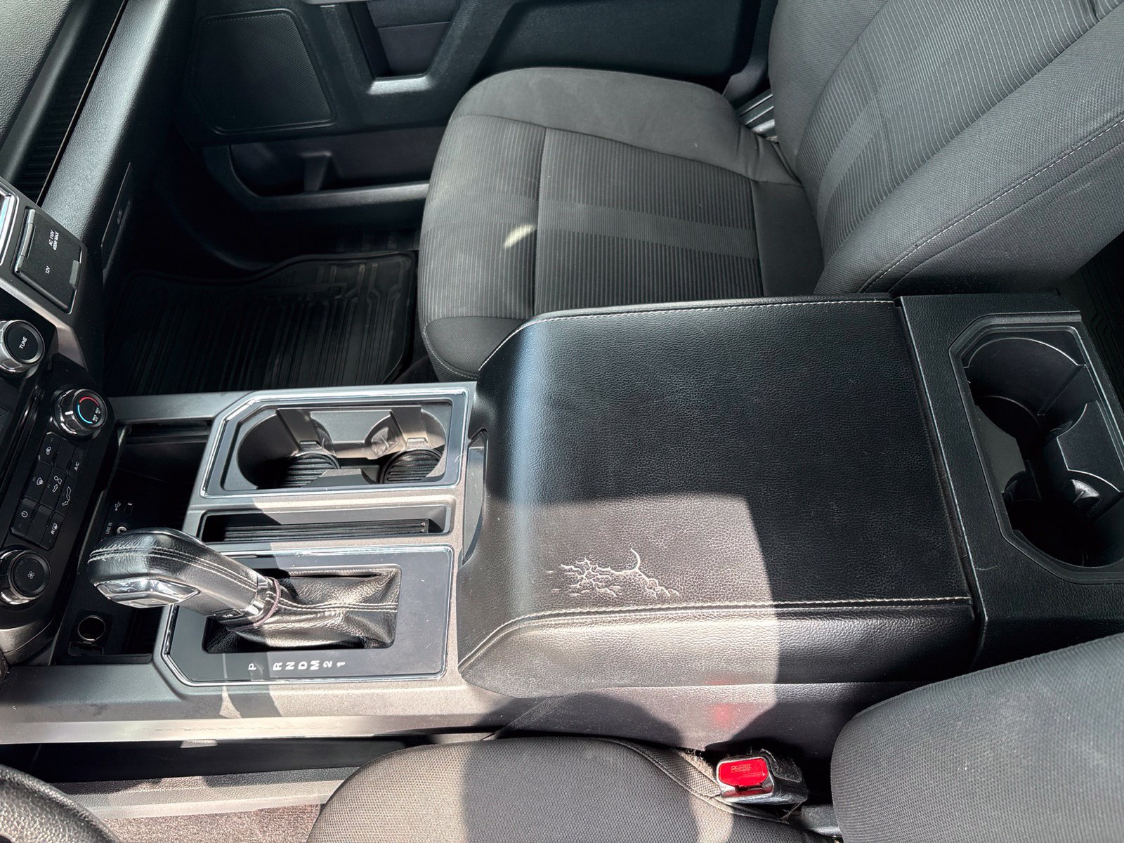 Used 2015 Ford F150 XLT w/ Equipment Group 301A Mid RWD image 18