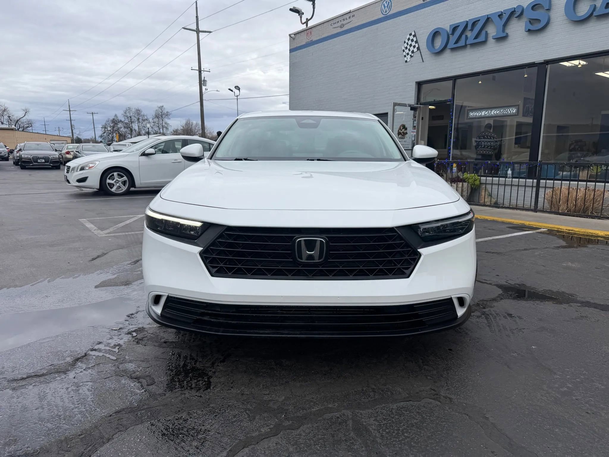 Used 2023 Honda Accord EX image 8