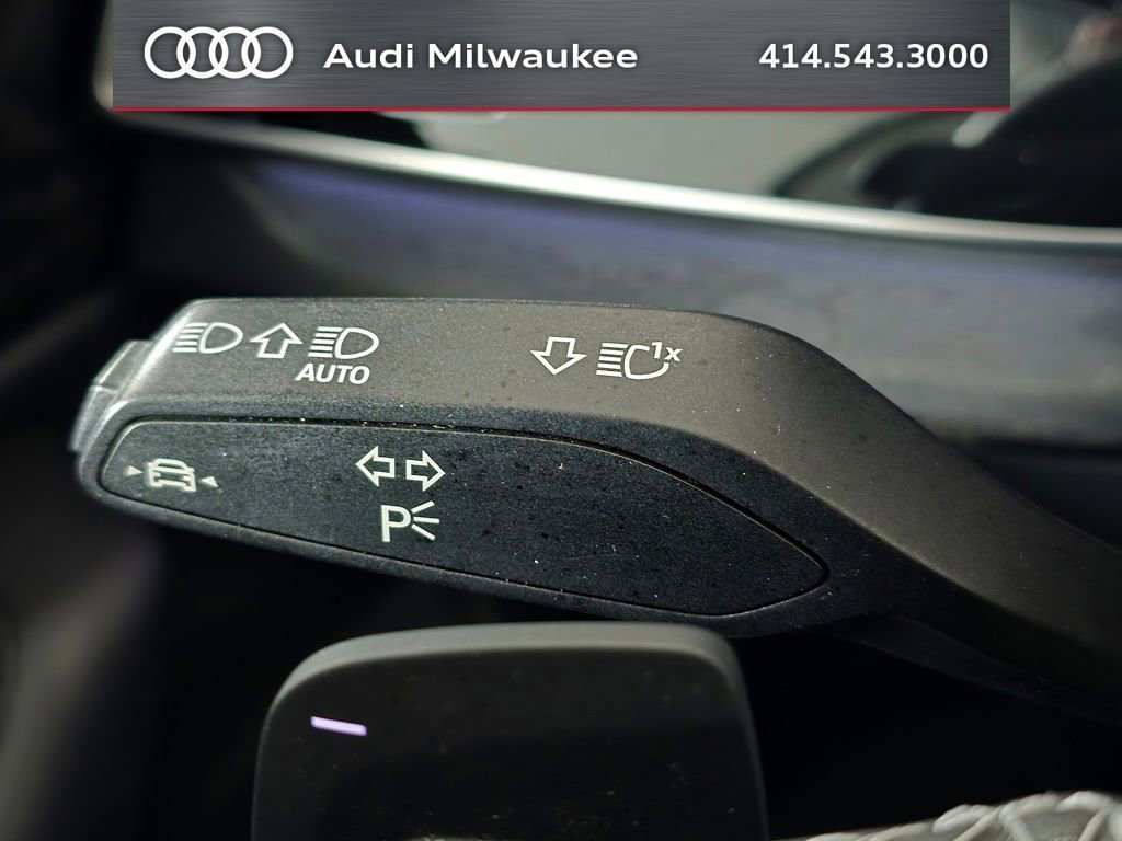 Used 2023 Audi Q8 Premium w/ Convenience Package AWD/4WD image 33