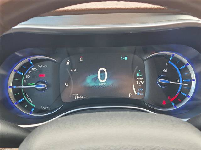 Used 2021 Chrysler Pacifica Limited w/ Uconnect Theater Family Group FWD image 9