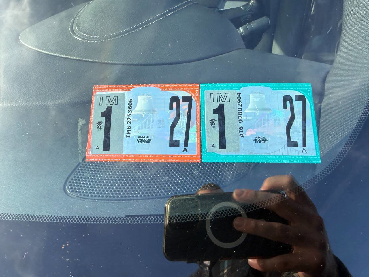 Used 2012 Dodge Avenger SXT FWD image 27