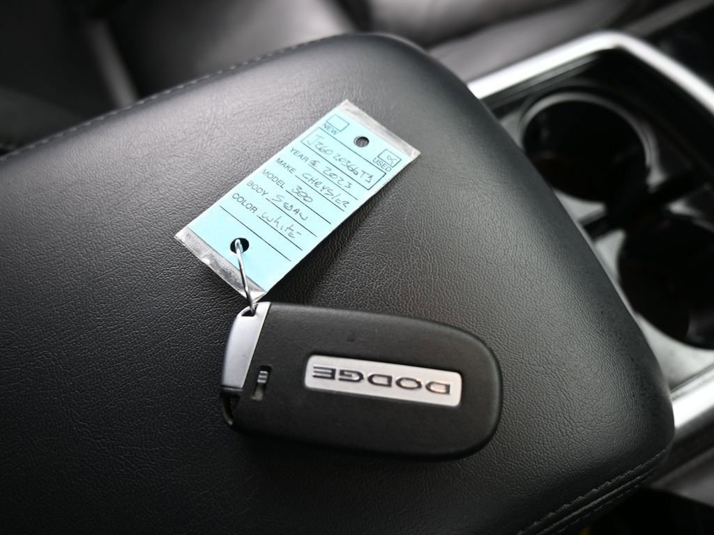 Used 2023 Chrysler 300 Touring L image 36