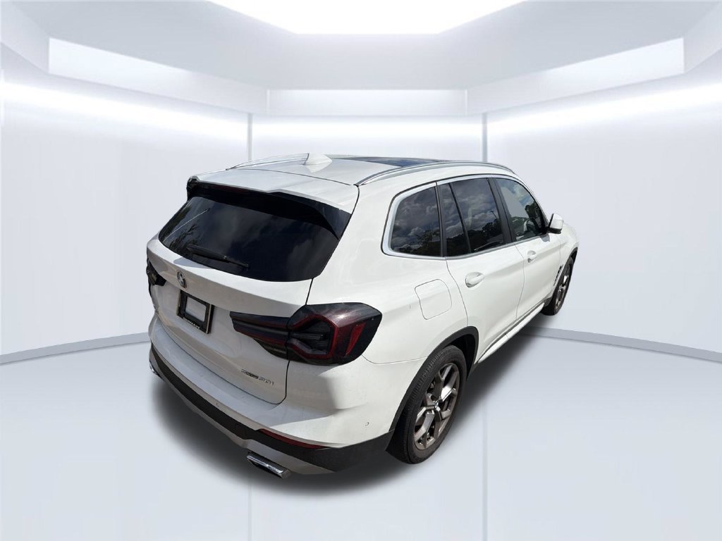 Used 2023 BMW X3 sDrive30i w/ Premium Package RWD image 3