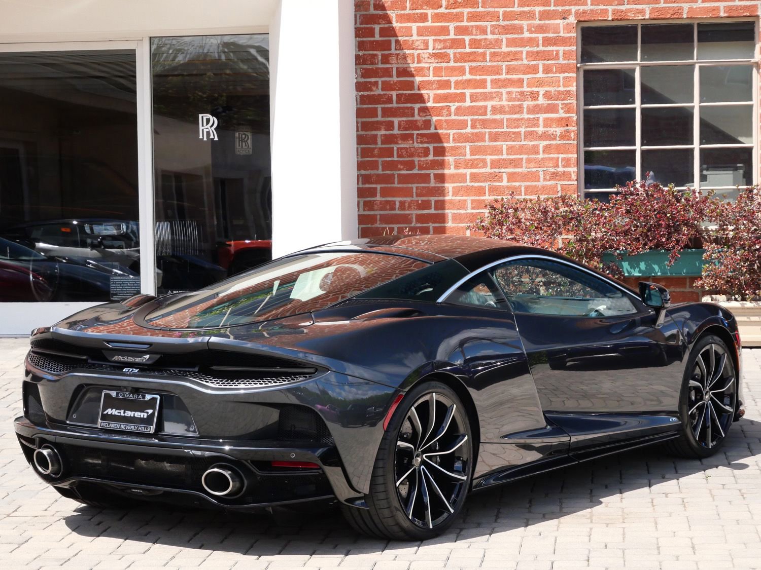 New 2026 McLaren GTS image 4